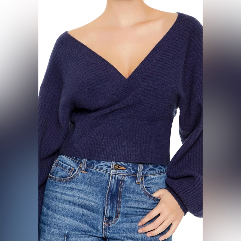 Forever 21 Dark Blue Ribbed Knit Wrap Crop Top Size Medium Long Sleeve NWT - Picture 3 of 13